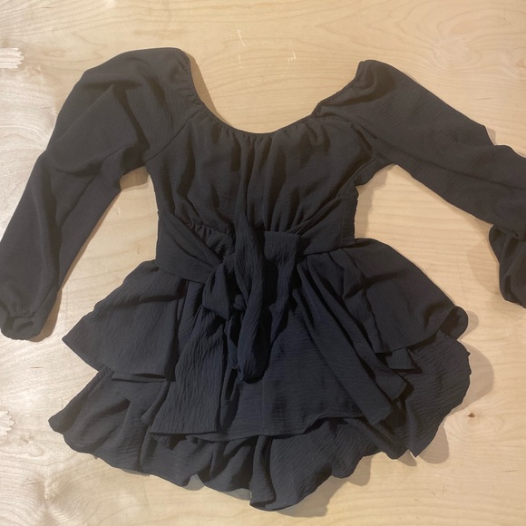 Altar'd State Black Ruffled Romper Medium (IG) - Picture 12 of 12